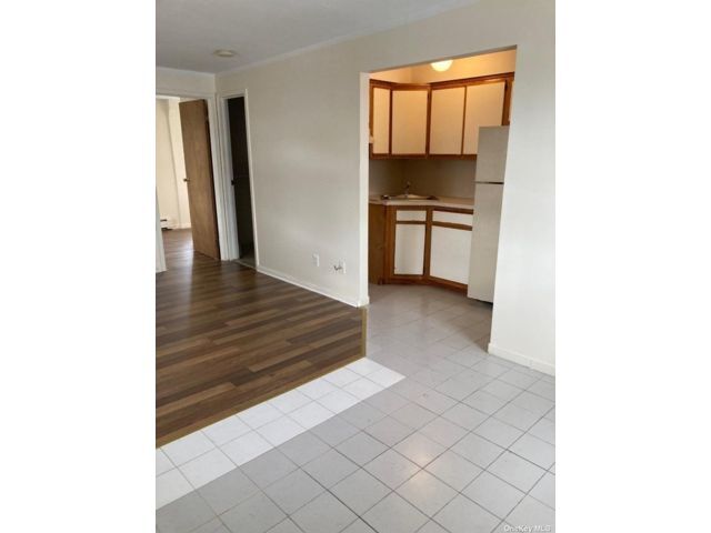 Foto principal - 102 Jericho Turnpike
