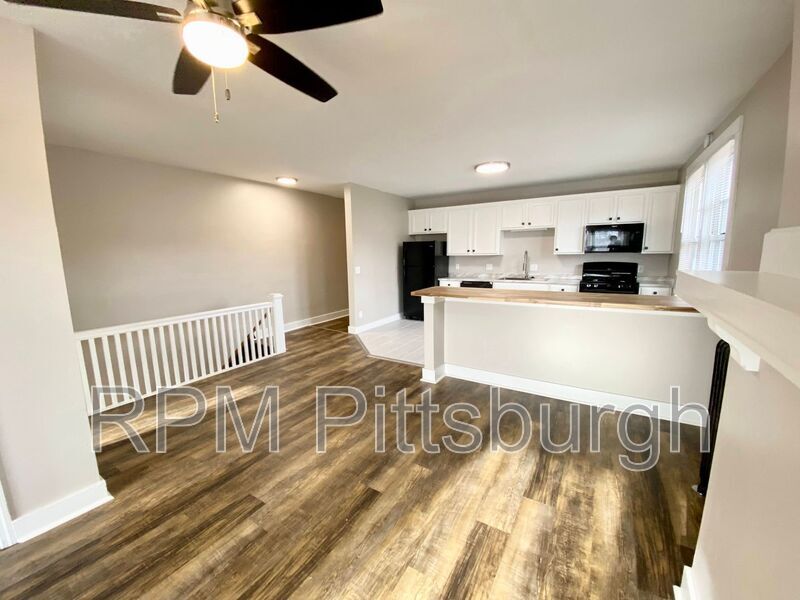 Foto principal - 5737 Phillips Ave