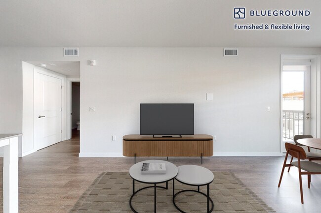 Building Photo - 1001 Harvey Dr