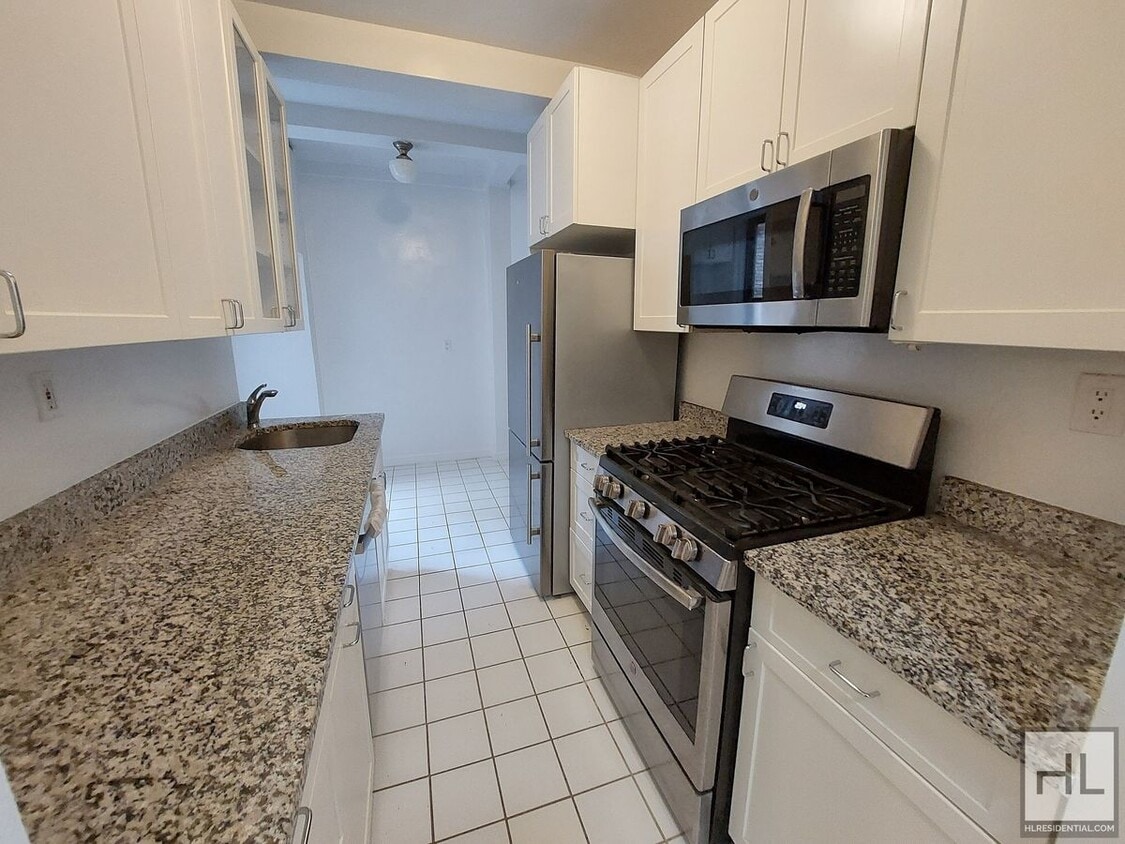 Foto principal - EAST 92 STREET