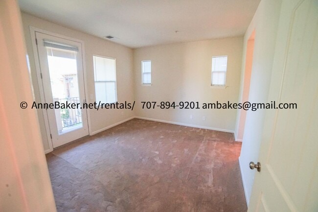 Building Photo - Lofty Living in Cloverdale's the Gardens a...