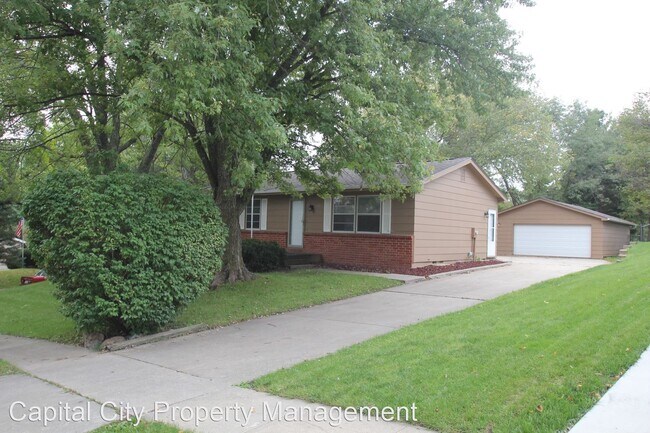 Building Photo - 3 br, 1.5 bath House - 115 Feller Curve