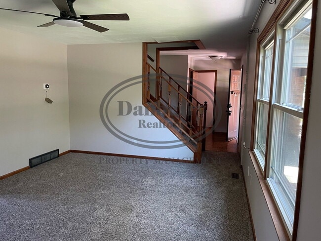 Foto del edificio - 3018 Gleneagle Dr