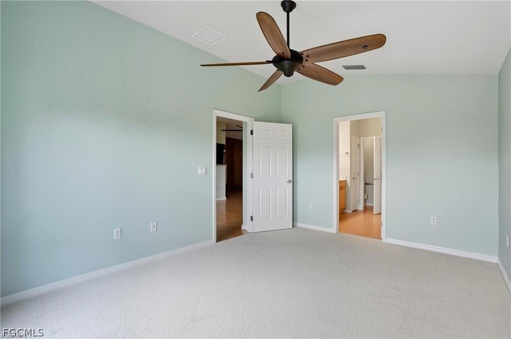 Building Photo - 2427 Woodbourne Pl