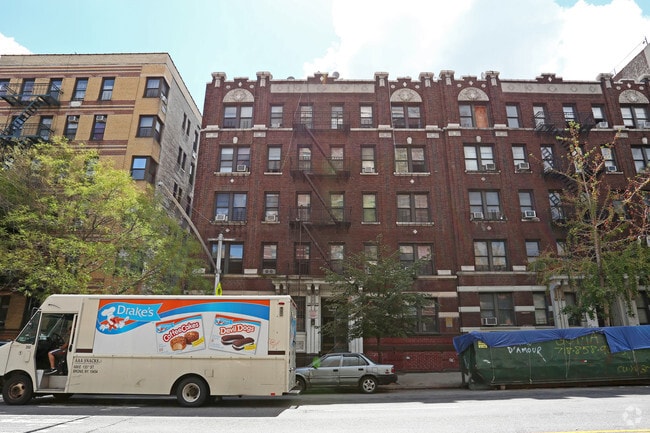 Building Photo - 65-67 Nagle Ave