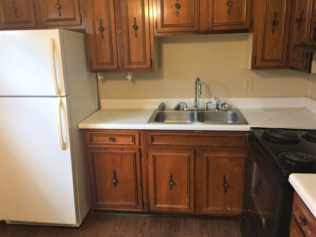 Foto del edificio - 2 Bedroom / 1 Bath Apartment Johnson City, TN