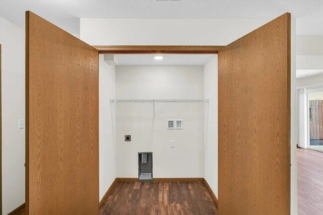 Foto del edificio - 1509 Stonebluff Ct
