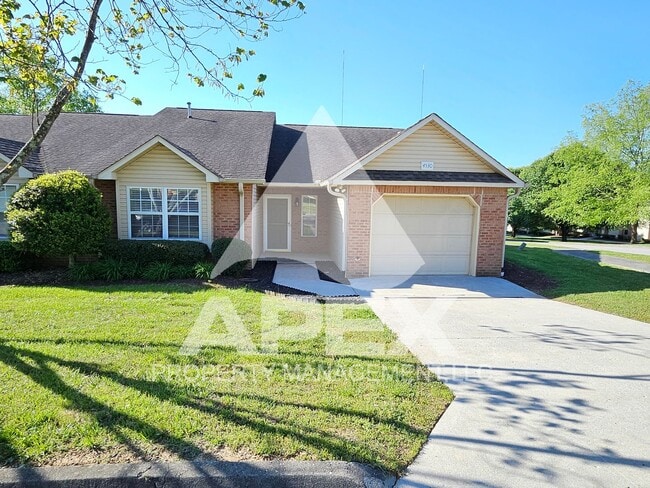 Stunning 2 Bd-2 Ba Condo with 1-Car garage... - Stunning 2 Bd-2 Ba Condo with 1-Car garage...