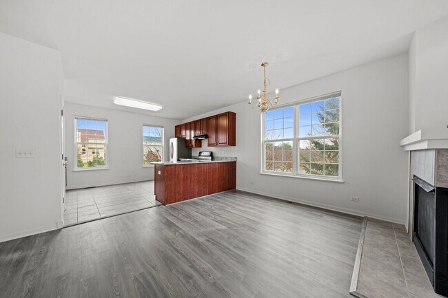 Foto del edificio - 760 Lambert Ln