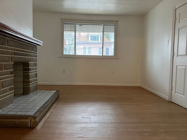 Foto del edificio - 212 McKinley Ave