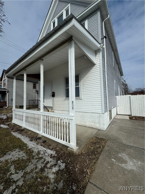 Primary Photo - 769 19th St