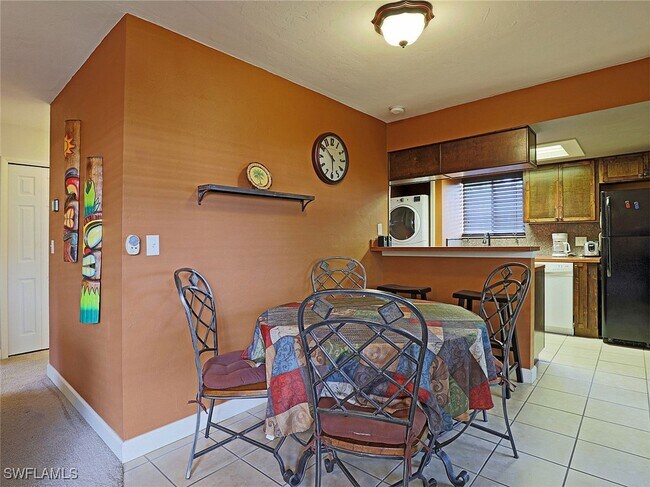 Foto del edificio - 5804 Newfoundland Cir