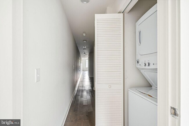 Foto del edificio - 1843 N 6th St