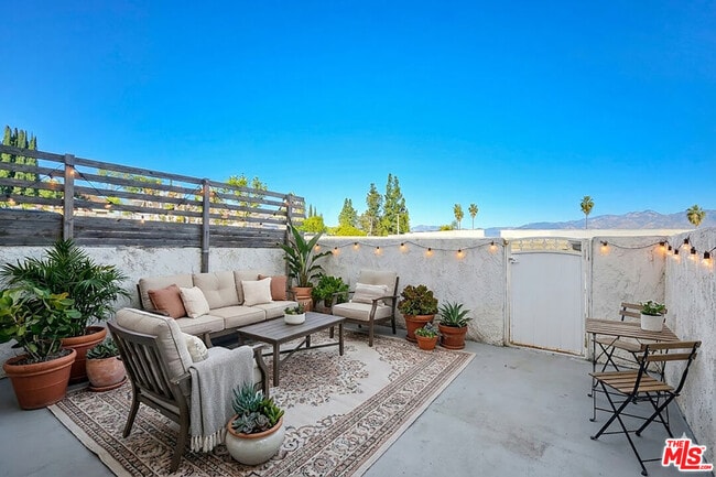 Foto del edificio - 126 Casuda Canyon Dr