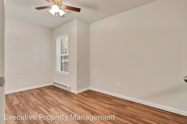 Building Photo - 1 br, 1 bath Apartment - 1112 Bertling, Bl...