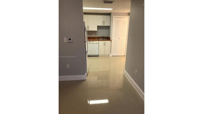 Foto del edificio - 3410 Coral Wy