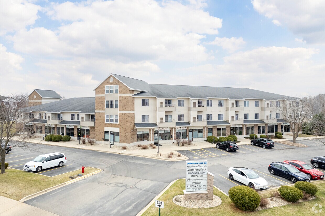 Foto principal - Johnson Place Apartments