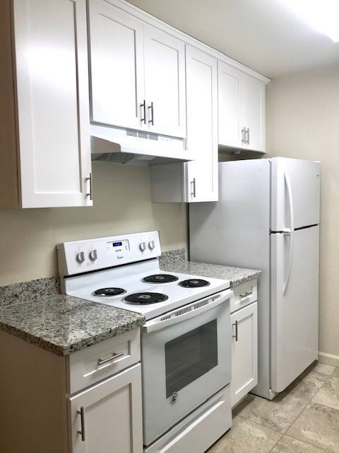 Foto del edificio - 231 Dixon Landing Rd