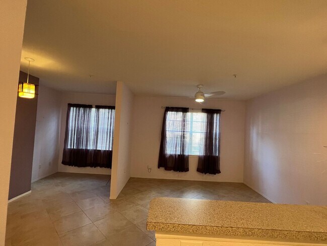 Building Photo - Lakes at Viera East 105