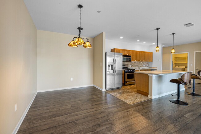 Foto del edificio - 1522 N Prospect Ave