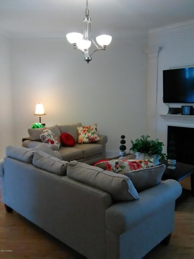 Foto del edificio - 620 Eastwood Park Rd