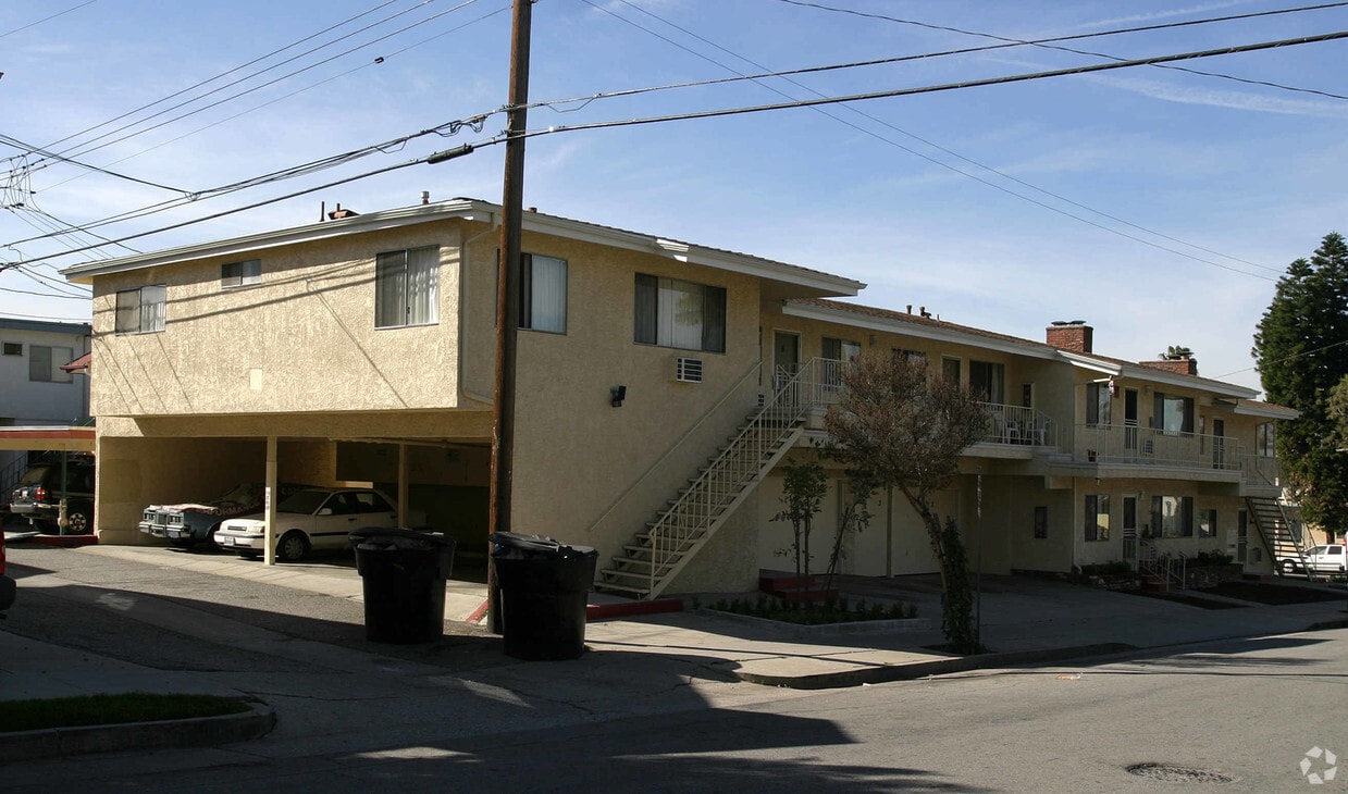 Primary Photo - 6302 Milton Ave