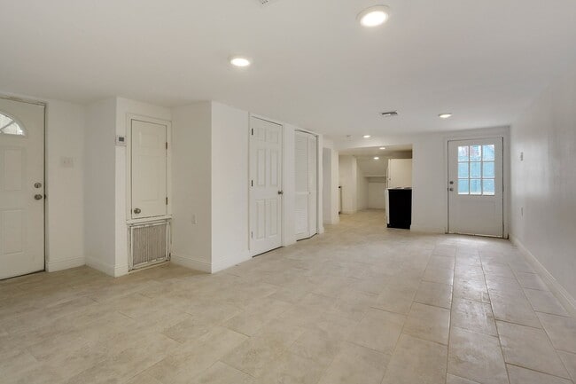 Photo - 2105 General Taylor St House