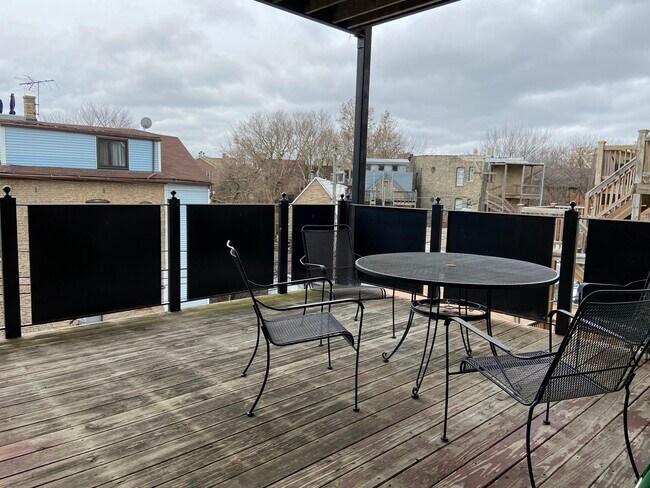 Foto del edificio - 1837 W North Ave