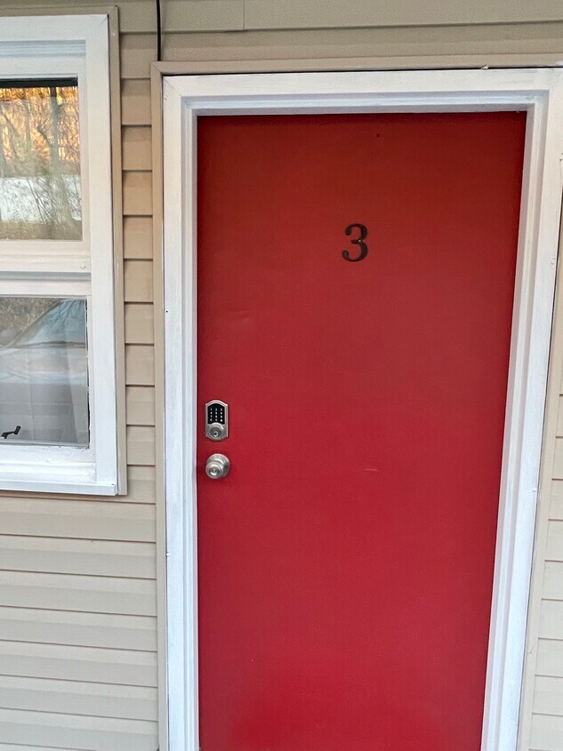 Primary Photo - 207 Millville Rd