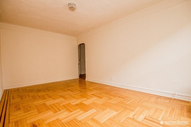 Foto del edificio - 639 West 204th Street