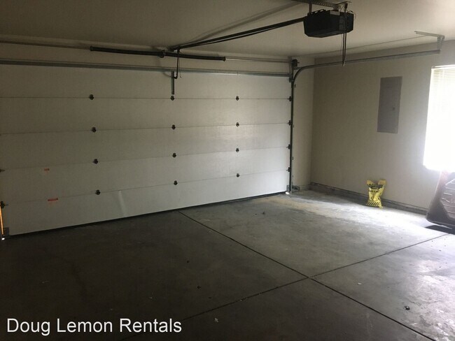 Foto del edificio - 2 br, 2 bath House - 3702 McLean