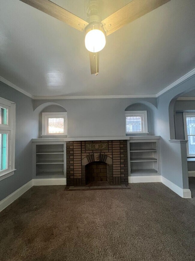 Foto del edificio - 9913 Mt Auburn Ave