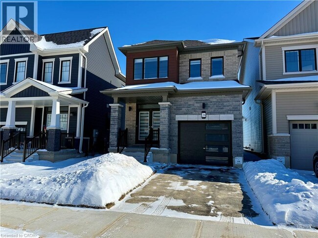 Building Photo - 26 Greig St