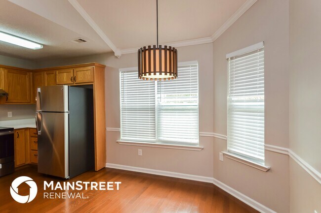 Foto del edificio - 1420 Saddlebrook Ct