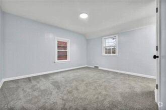 Building Photo - 3958 Lansdale Rd