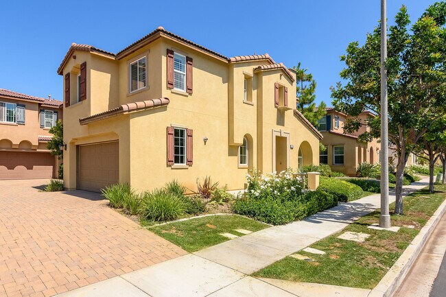 Foto del edificio - 3558 Summit Trail Ct