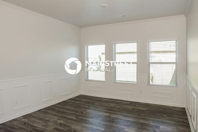 Foto del edificio - 4 Bedroom Pet-Friendly Home in MERIDIANVILLE, AL with Main Street Renewal