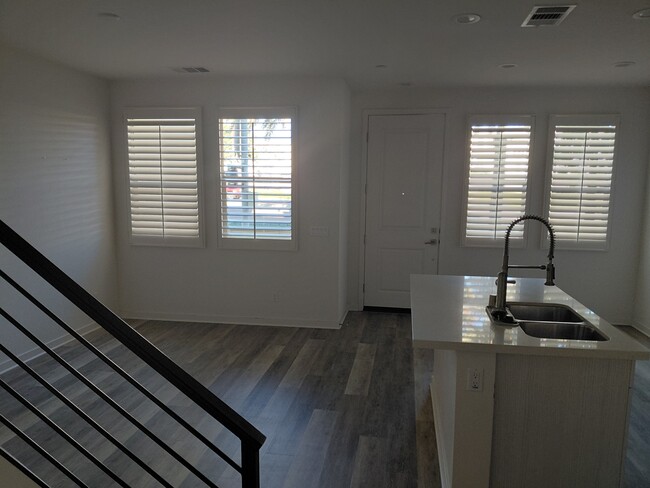 Foto del edificio - 2040 Quartet Loop