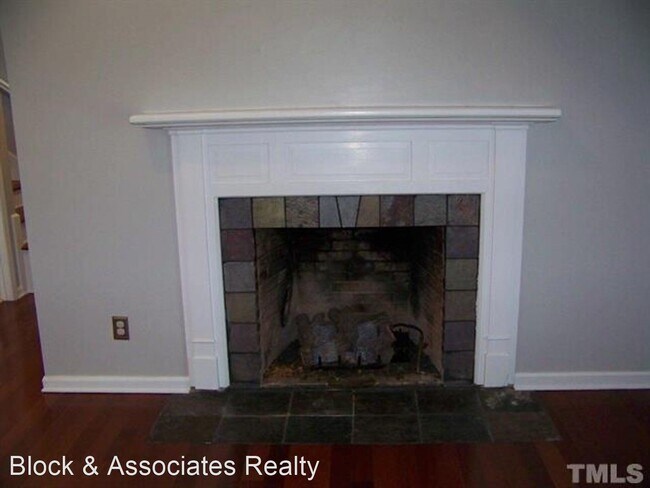Building Photo - 3 br, 2 bath House - 155 S Ashe Street