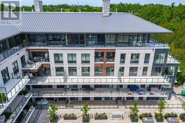 Photo du bâtiment - 6523 Wellington Rd 7