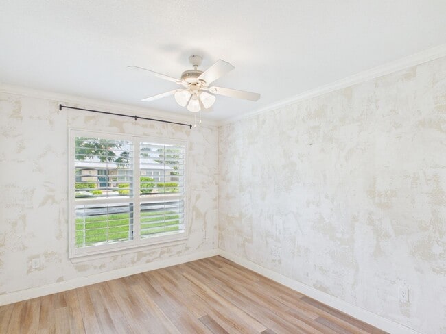 Foto del edificio - Modern Comfort: 3 Bed, 2 Bath with Garage & Large Pantry