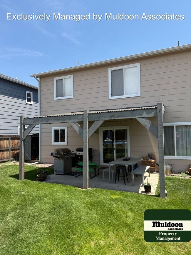 Building Photo - Coming Soon! Great 2 story 4 bed 2.5 bath ...
