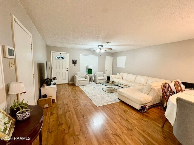 Building Photo - 103 Brookwood Cir