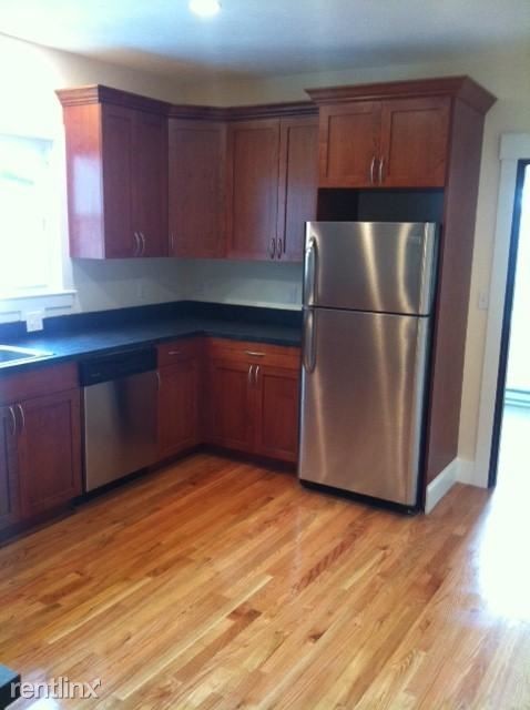 Building Photo - 7 br, 3 bath  - 364 Highland Ave # 1M