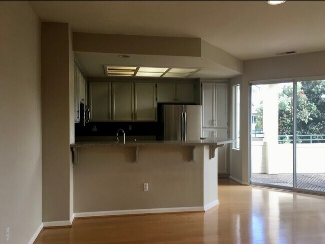 Building Photo - 2134 Sand Dollar Dr