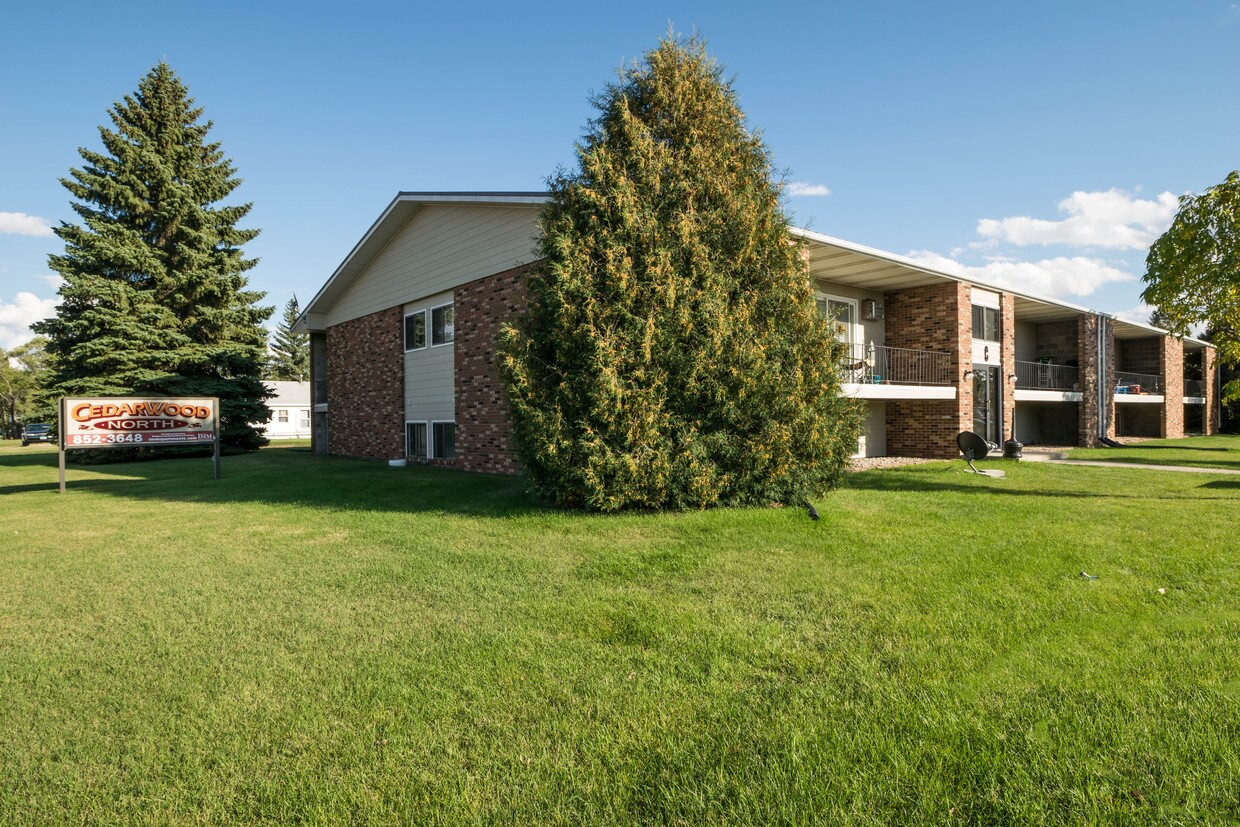 Primary Photo - Cedarwood North