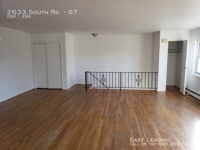 Building Photo - Hudson Row - 2 Bedroom