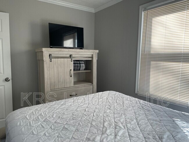 Foto del edificio - 500 Ford Rd