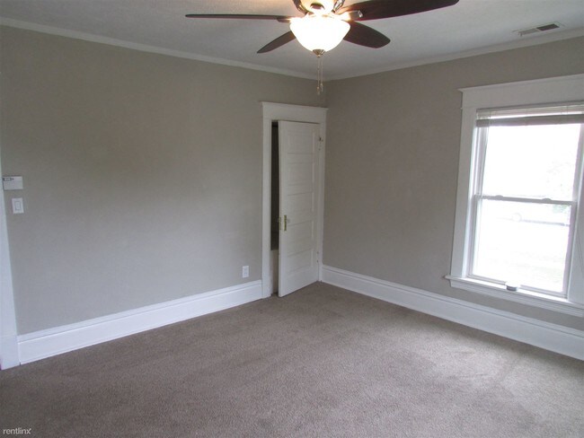 Building Photo - 1 br, 1 bath  - 3936 Grand St SW Grand Street