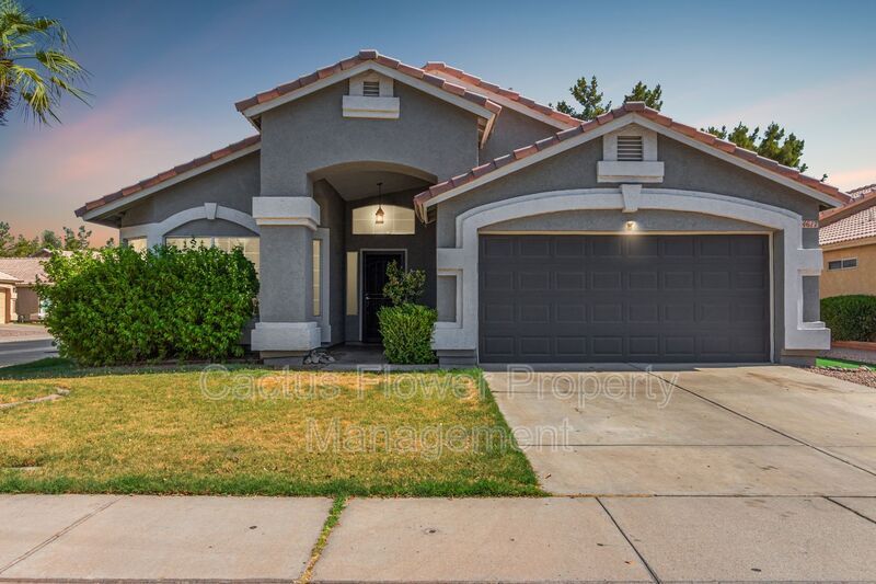 Foto principal - 4617 E Scott Ave